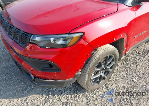 2024 Jeep Compass Latitude 4X4 from USA, damaged, VIN 3C4NJDBN8RT592122